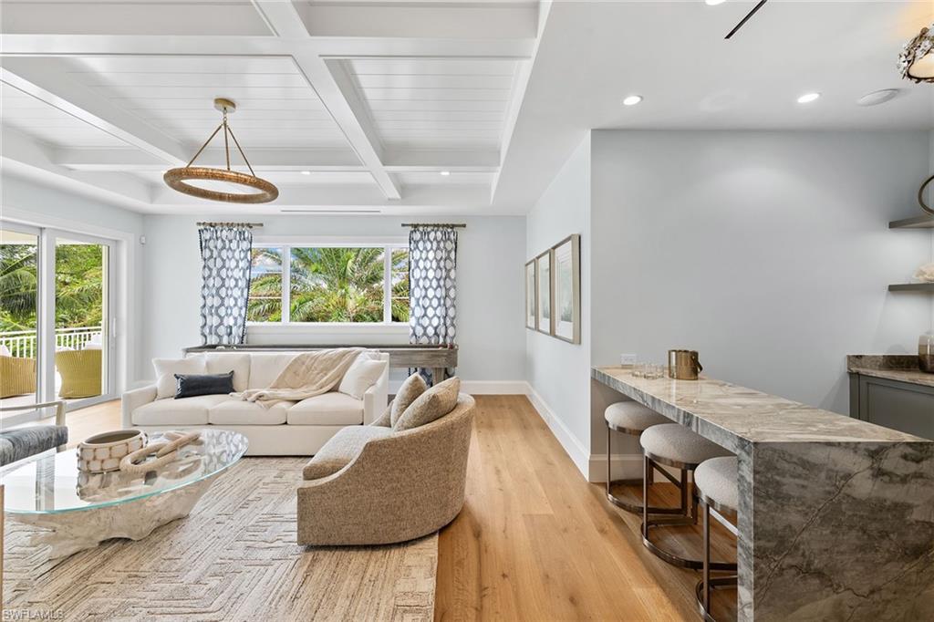 SABRE CAY - Residential