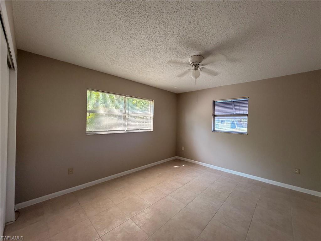 SAN CARLOS PARK - Residential Lease