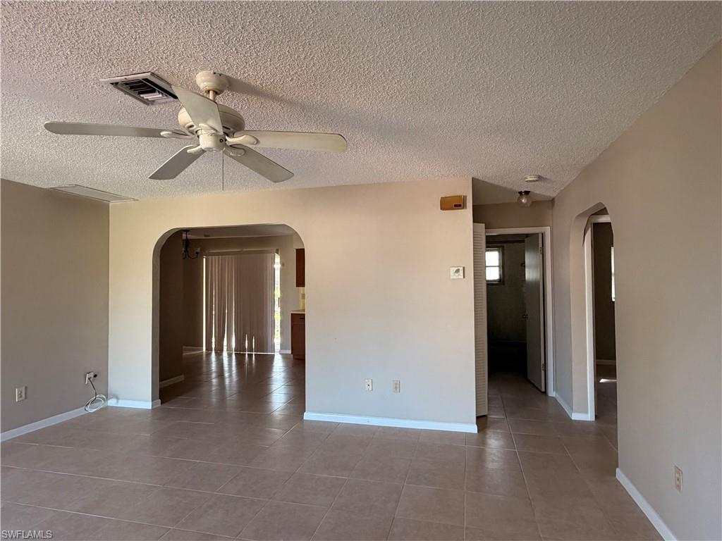 SAN CARLOS PARK - Residential Lease
