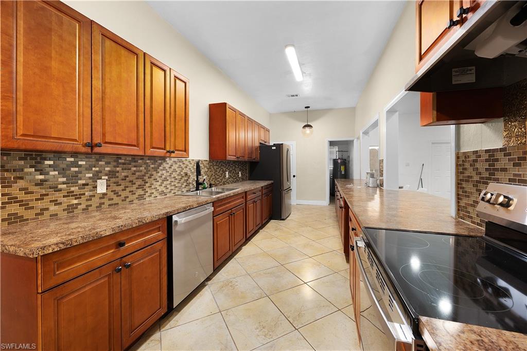 SUNCOAST ESTATES UNREC - Residential