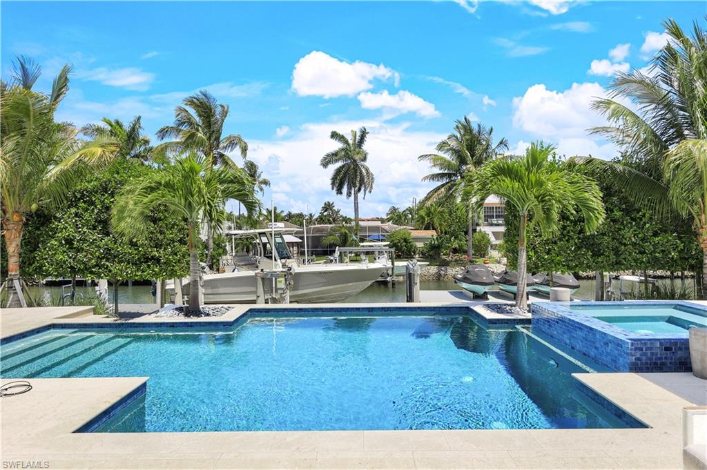 GOLDEN SHORES - Residential
