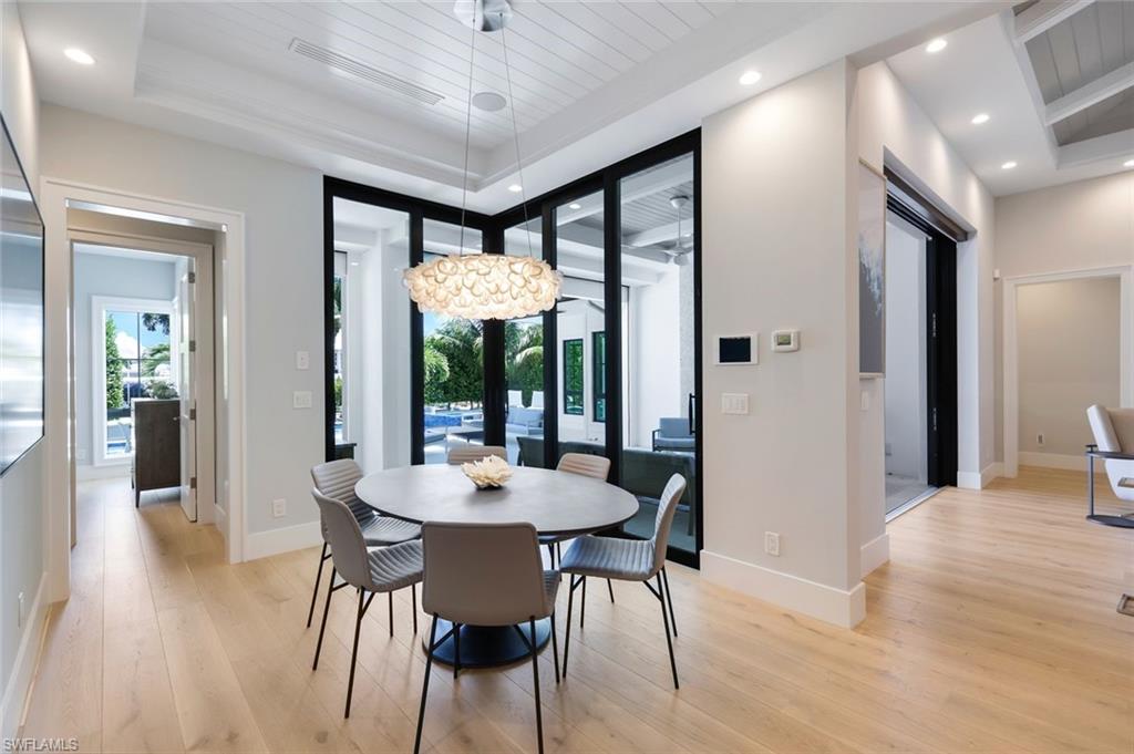 GOLDEN SHORES - Residential