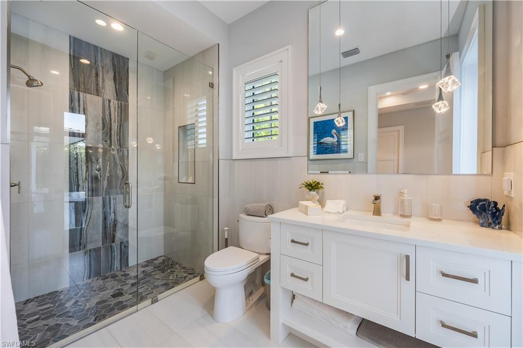 GOLDEN SHORES - Residential