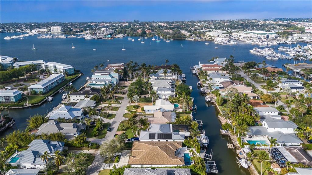 GOLDEN SHORES - Residential