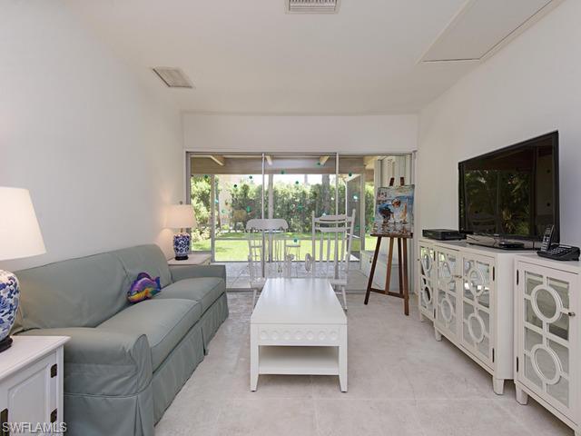 OLDE NAPLES - Residential Lease