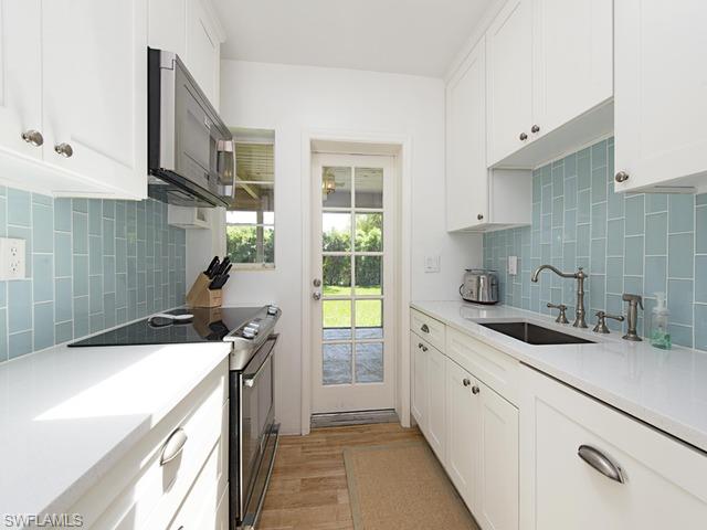 OLDE NAPLES - Residential Lease