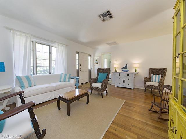OLDE NAPLES - Residential Lease