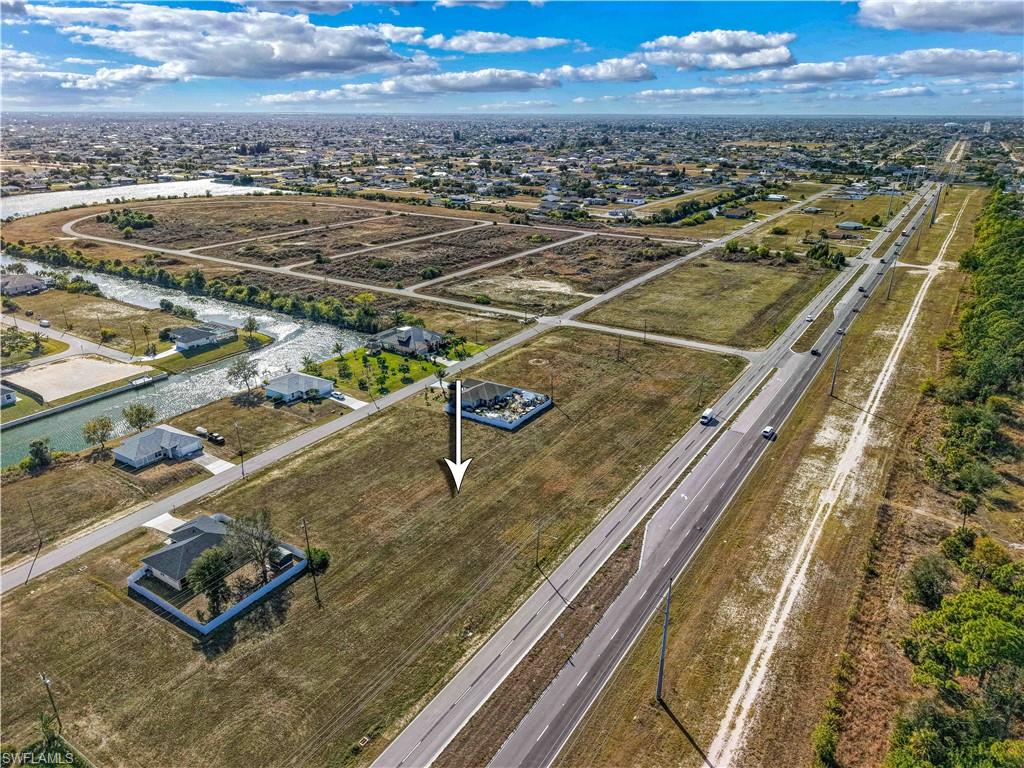 CAPE CORAL - Land