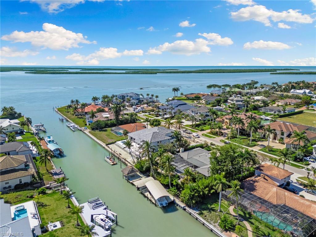 MARCO BEACH - Residential