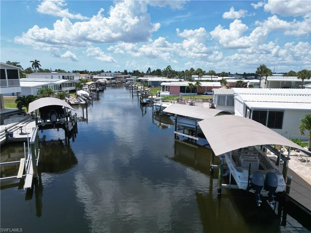 BAYSIDE ESTATES - Land