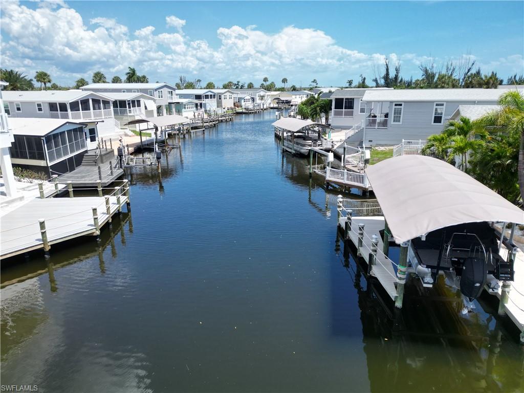 BAYSIDE ESTATES - Land