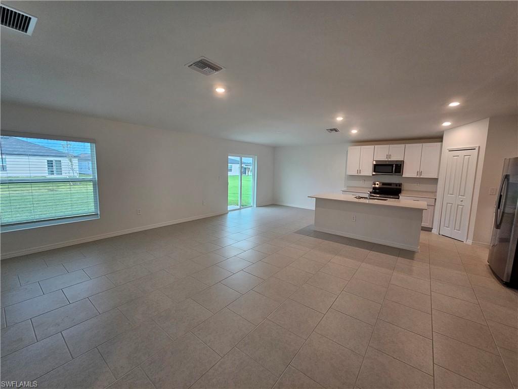 CRANE LANDING - Residential Lease