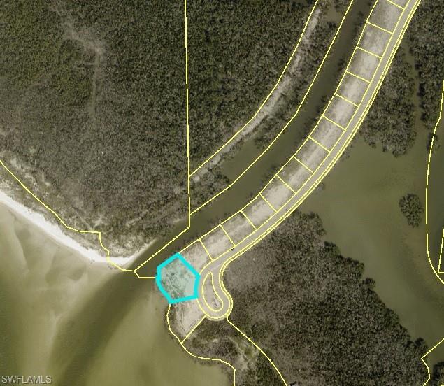 OLD PELICAN BAY - Land