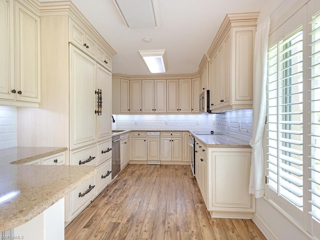WILDERNESS COUNTRY CLUB - Residential