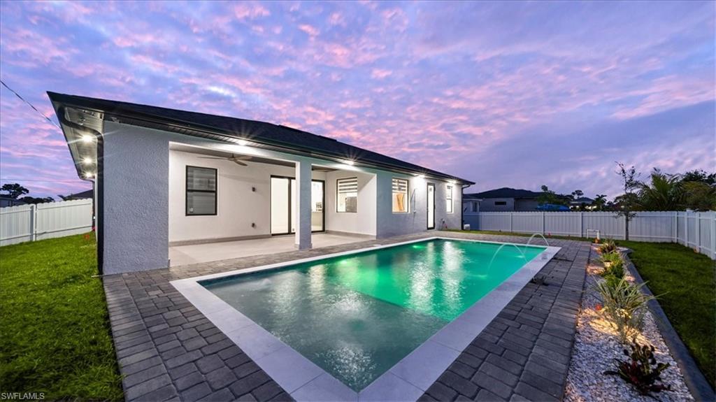 CAPE CORAL - Residential