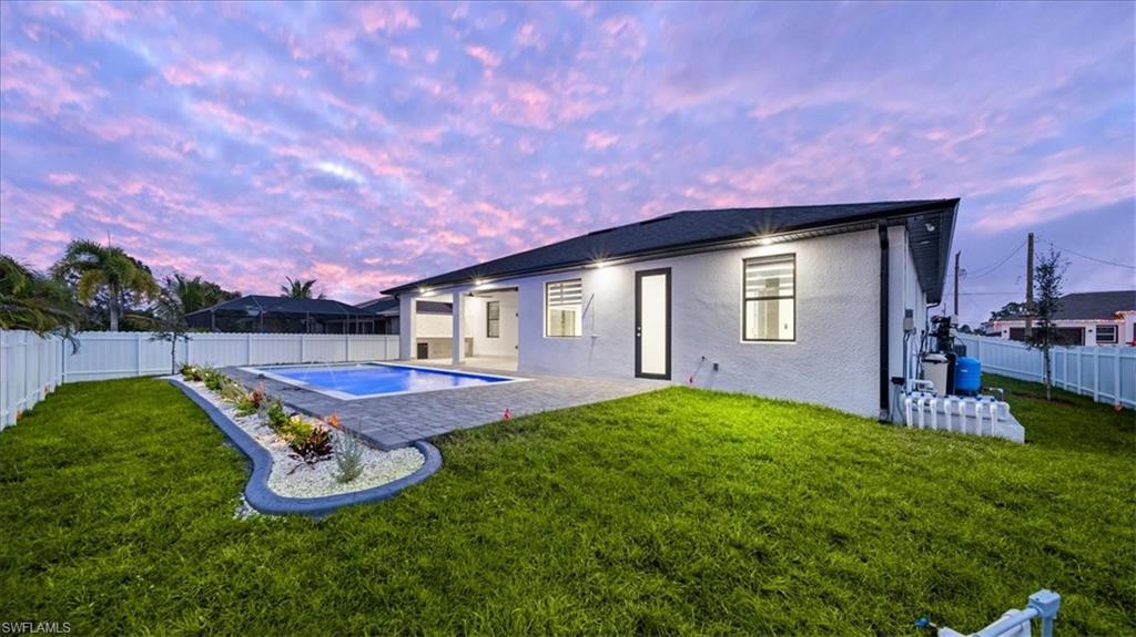 CAPE CORAL - Residential
