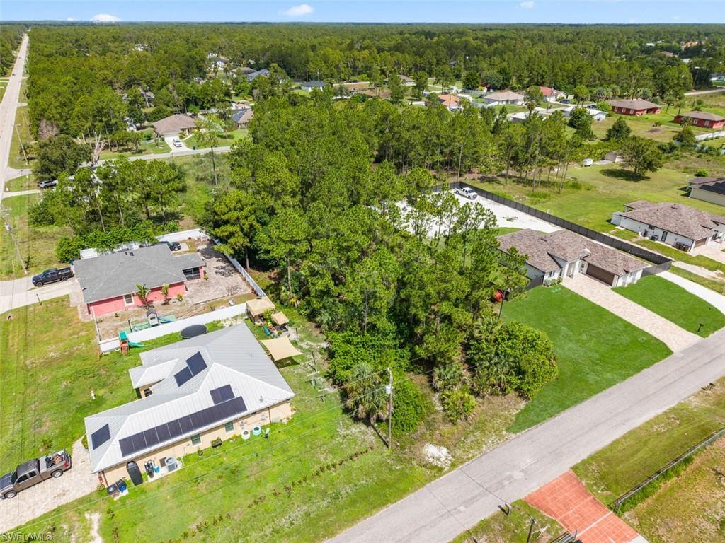 LEHIGH ACRES - Land