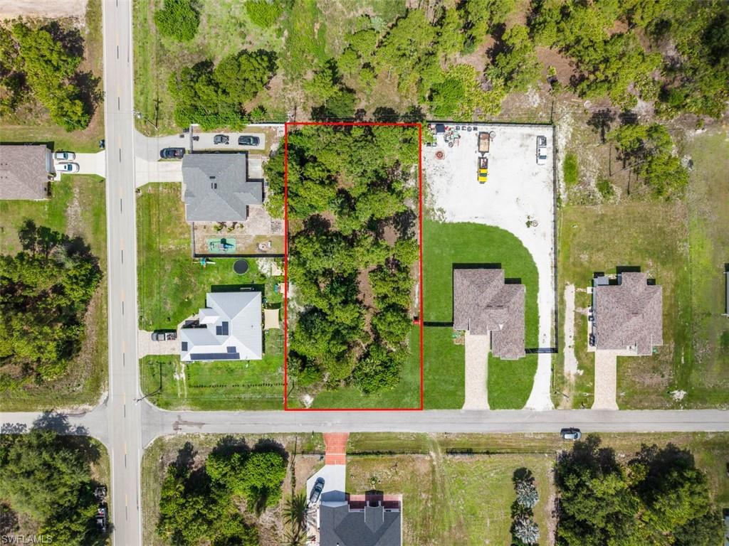 LEHIGH ACRES - Land