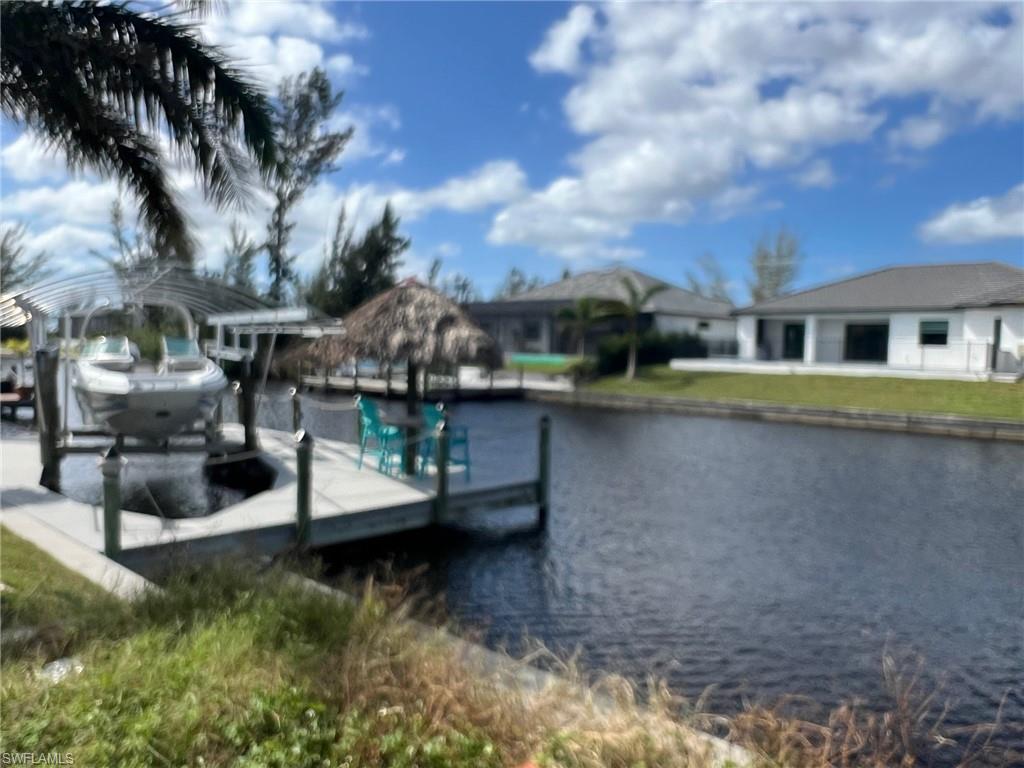 CAPE CORAL - Land