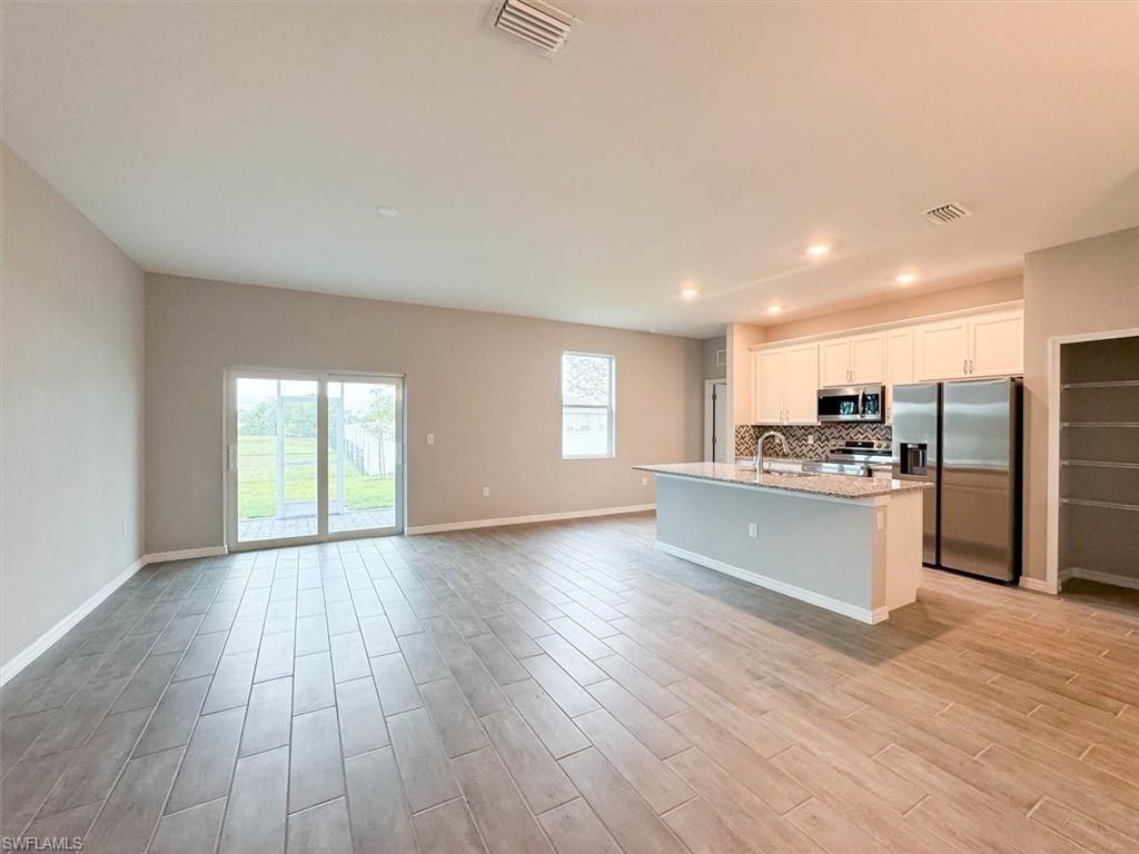 CAPE CORAL - Residential Lease