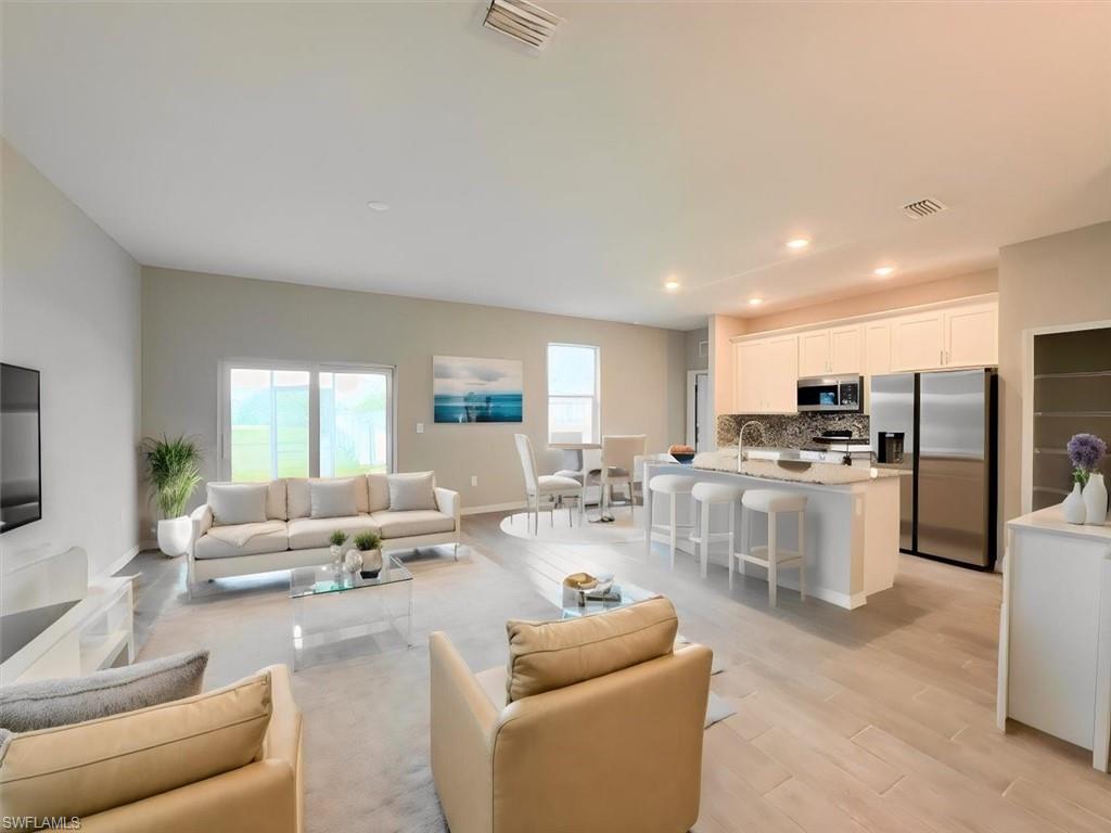 CAPE CORAL - Residential Lease