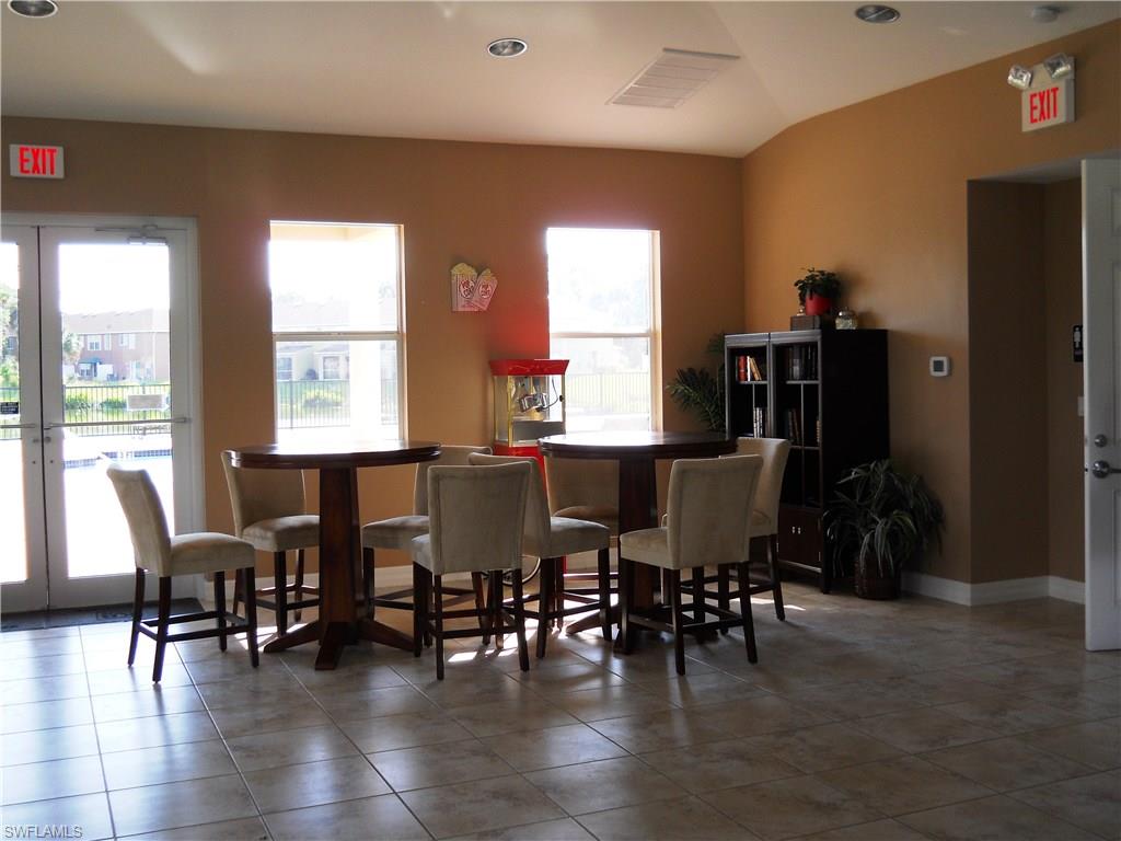 BAYSHORE COMMONS - Residential