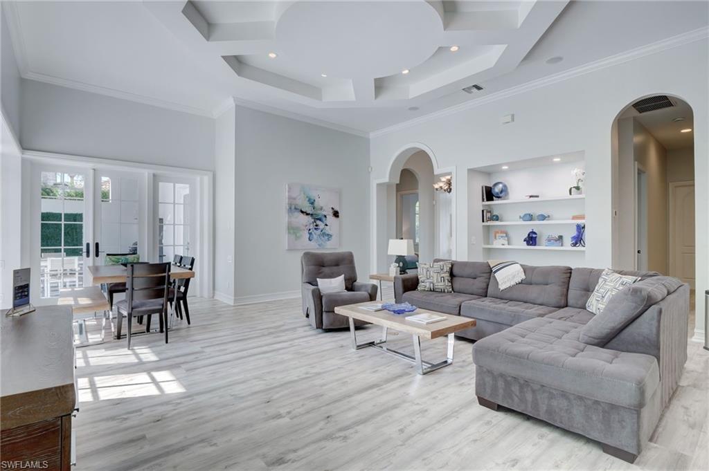 GOLF DRIVE ESTATES - Residential