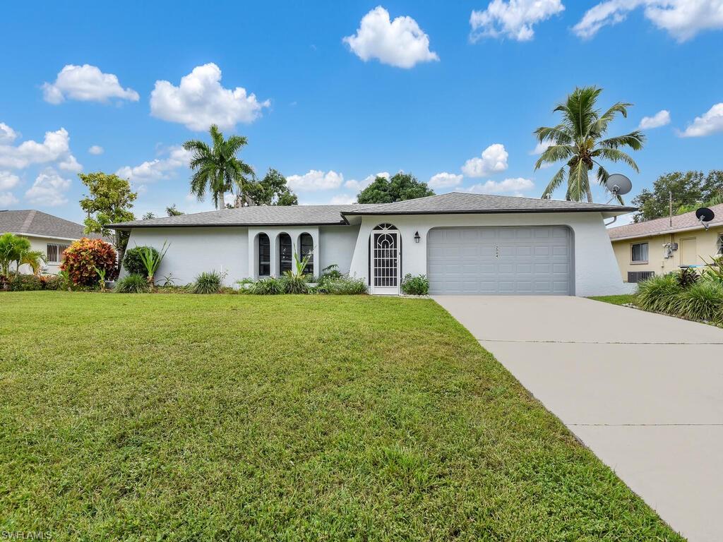 CAPE CORAL - Residential
