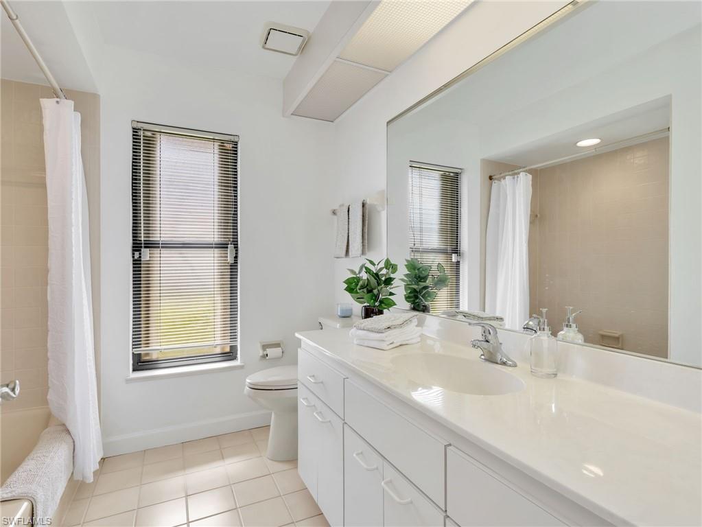 IMPERIAL GOLF ESTATES - Residential