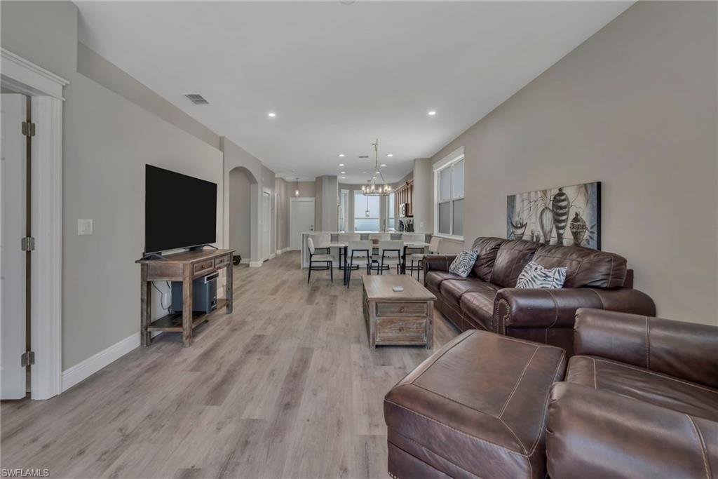 WESTMINSTER - Residential