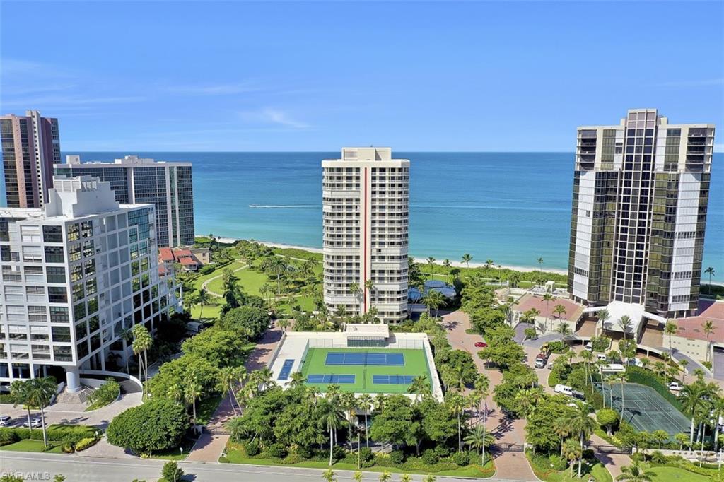 MERIDIAN CLUB - Residential