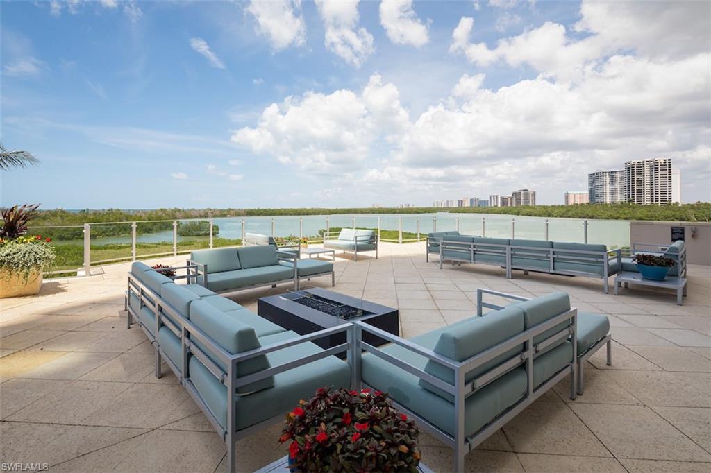 BAYPOINTE AT NAPLES CAY - Residential