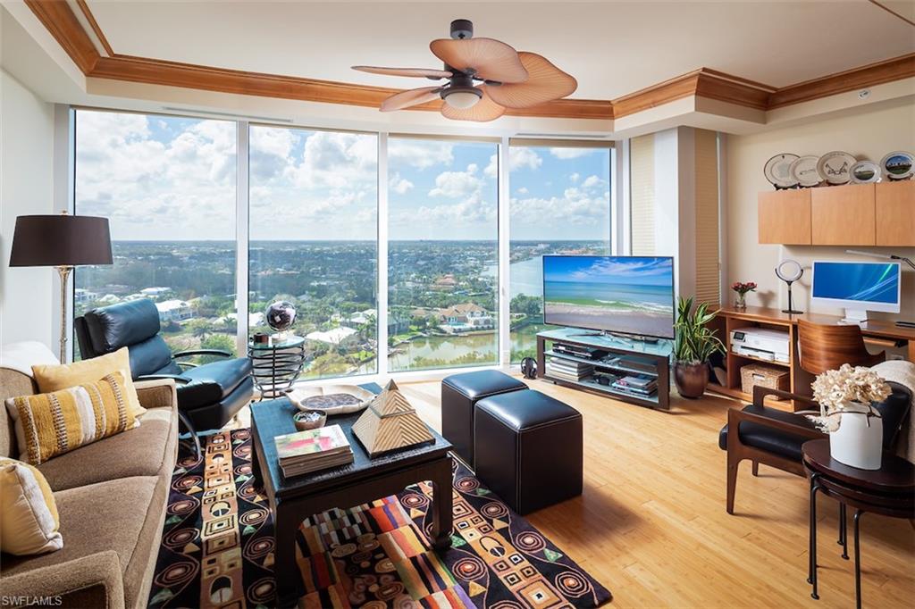 BAYPOINTE AT NAPLES CAY - Residential