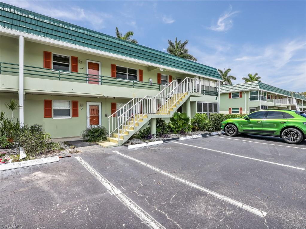 VALLEY STREAM COURT - Residential
