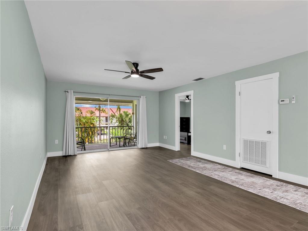 VALLEY STREAM COURT - Residential