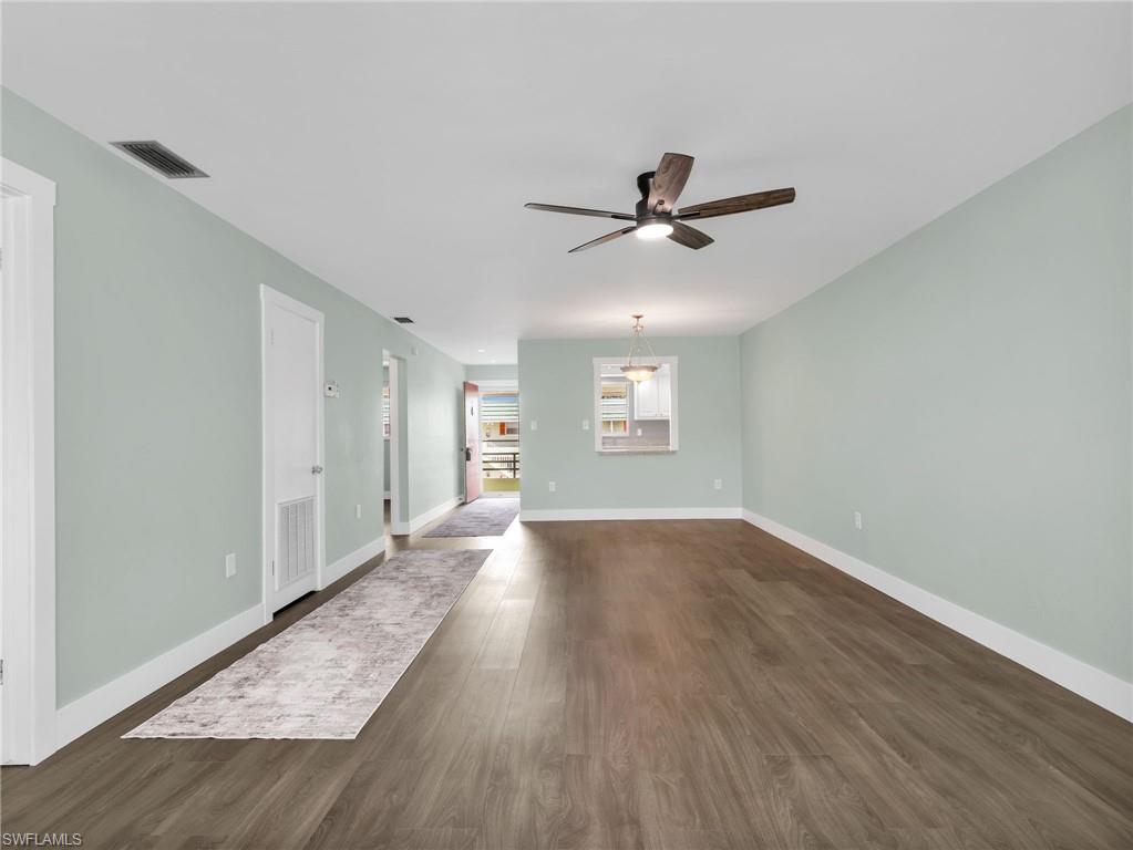 VALLEY STREAM COURT - Residential