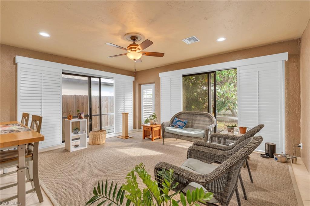 NAPLES PARK - Residential