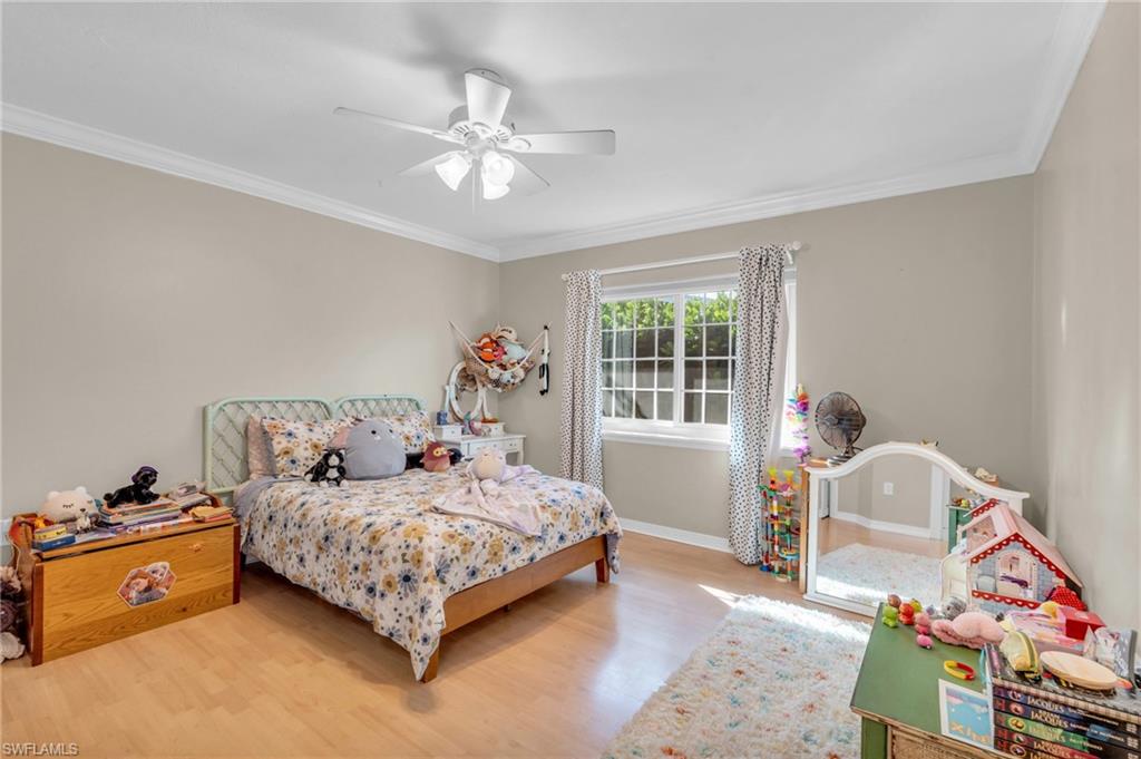 NAPLES PARK - Residential