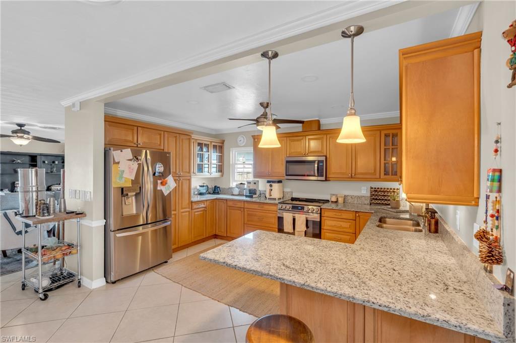 NAPLES PARK - Residential