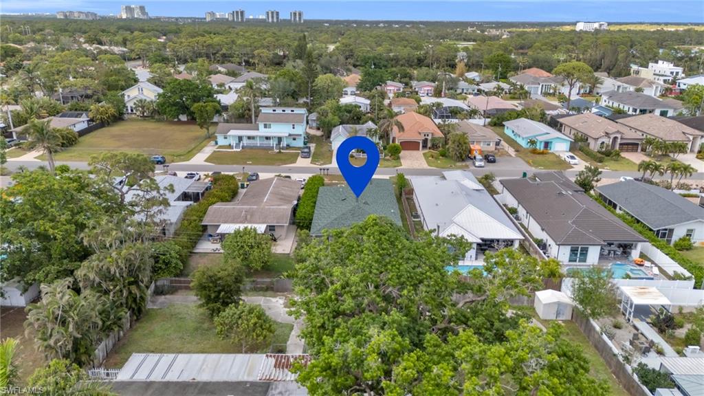 NAPLES PARK - Residential