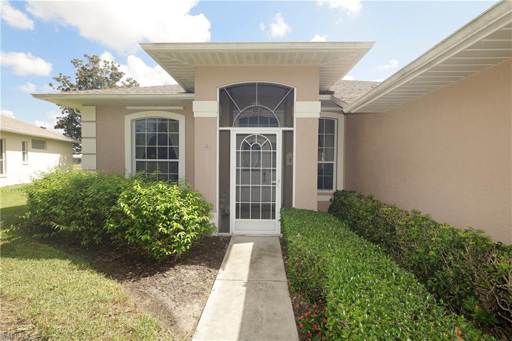 LEXINGTON AT LONE OAK - Residential