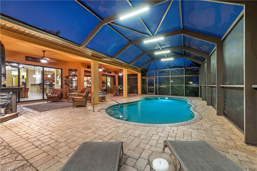 COUNTRY CLUB - Residential