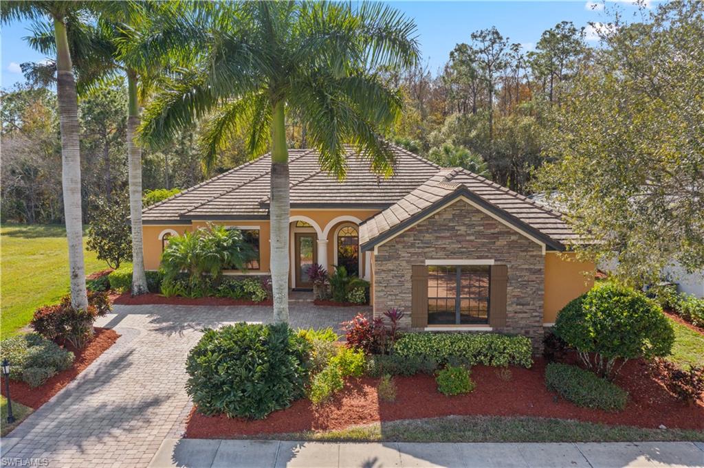 COUNTRY CLUB - Residential