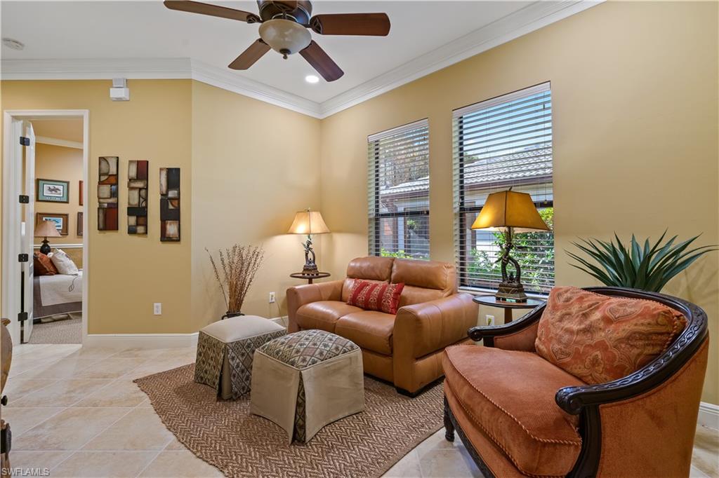 COUNTRY CLUB - Residential