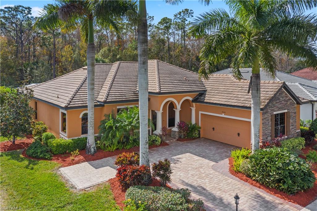 COUNTRY CLUB - Residential