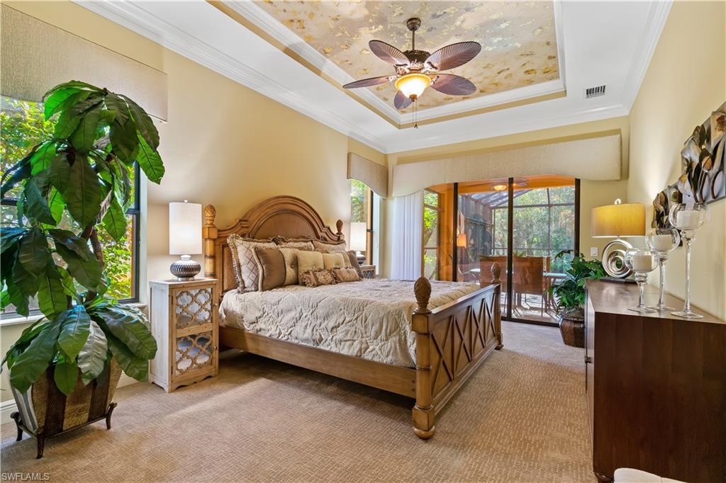 COUNTRY CLUB - Residential