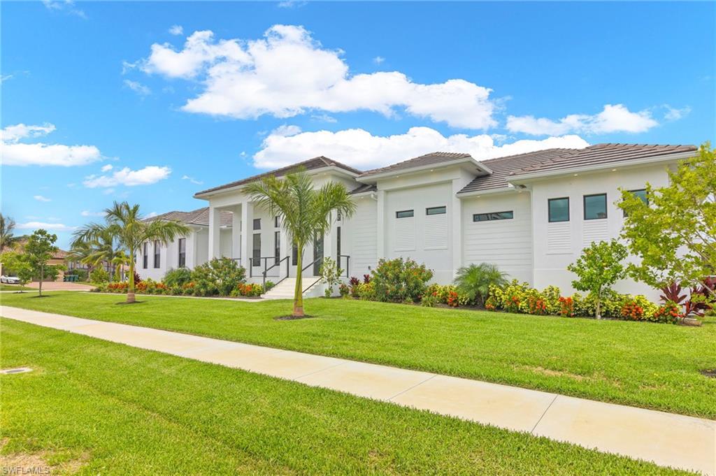 MARCO BEACH - Residential
