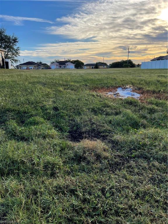 Single Family or Duplex zoned lot near Pine Island Corridor, minutes to ANYTHING. Located in Flood Zone X, flood insurance not required.  Cleared and ready to build.  No assessments due at this time.