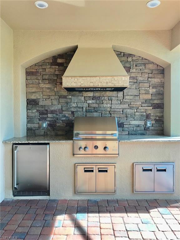 BONITA NATIONAL GOLF AND COUNTRY CLUB - Residential Lease
