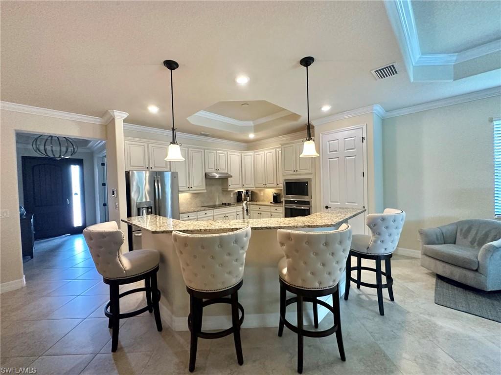 BONITA NATIONAL GOLF AND COUNTRY CLUB - Residential Lease